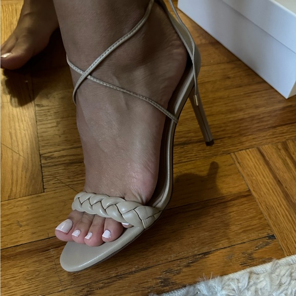Treccia leather heels | Banana Republic - Picture 6 of 9